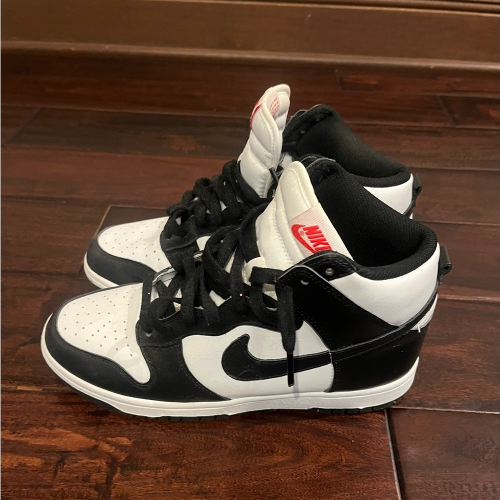 Nike Black and White panda Dunk high top Athletic Shoes